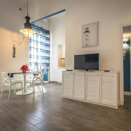 Scricciolo * Viareggio