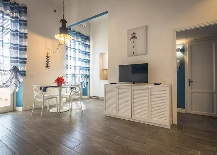 Scricciolo * Виареджо